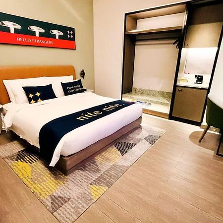 The Mustel Hotel Chongqing Hongyadong Dış mekan fotoğraf